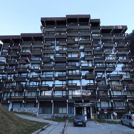 Confortable A - Skis Aux Pieds - Balcon - Wifi Inclus - Tarif Forfaits Preferentiel - Fr-1-502-524 *